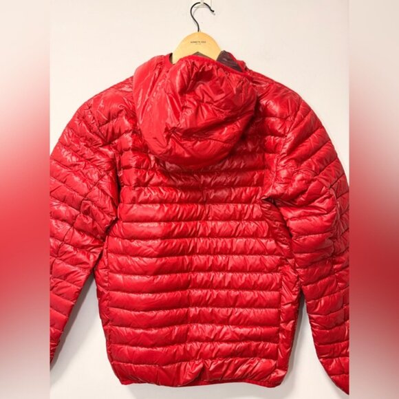 Uniqlo Men's Ultra Light Vibrant Red Puffer Jacket size XS - Picture 7 of 9